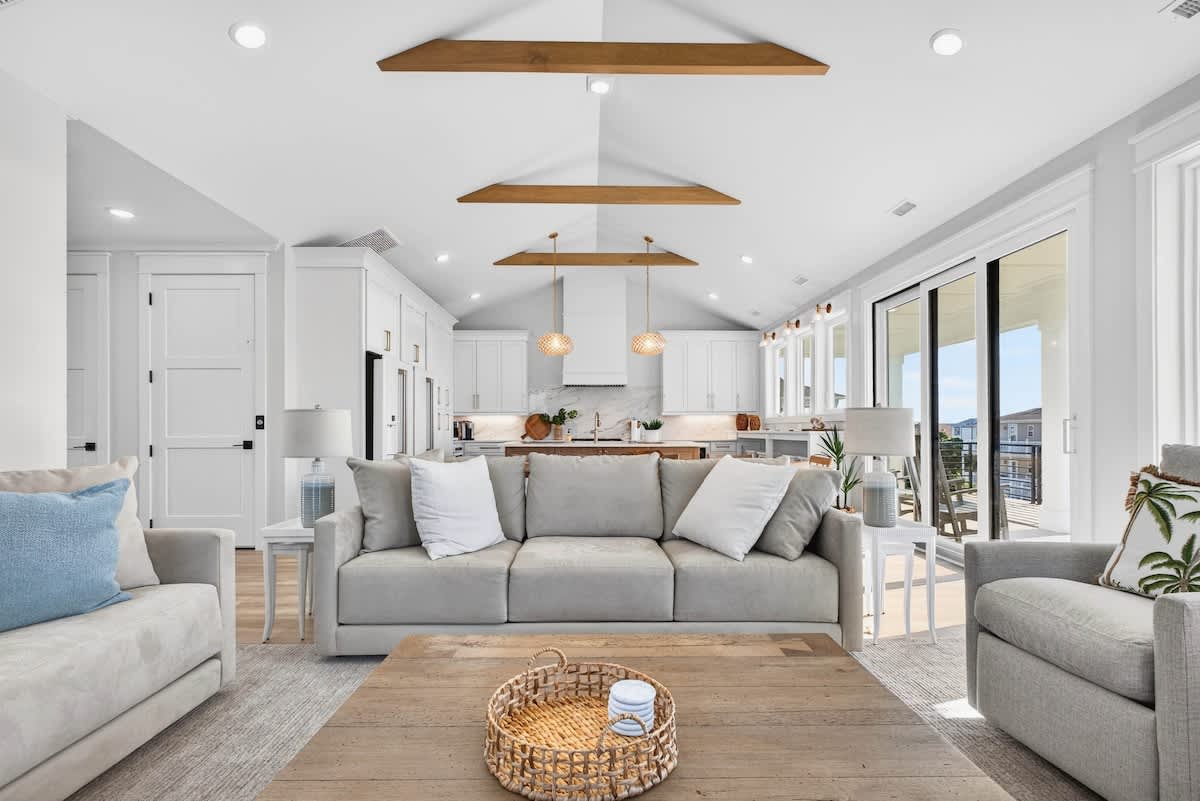 How to Earn More from Your Vacation Rental This Summer